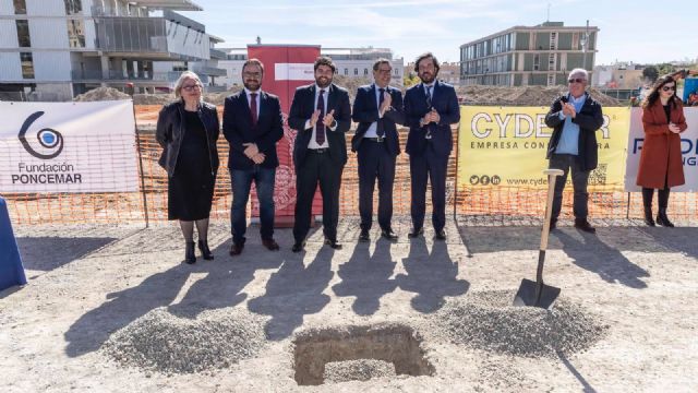 Centro de Formación, Investigación y Asistencia Sociosanitaria de la Fundación Poncemar - 2, Foto 2