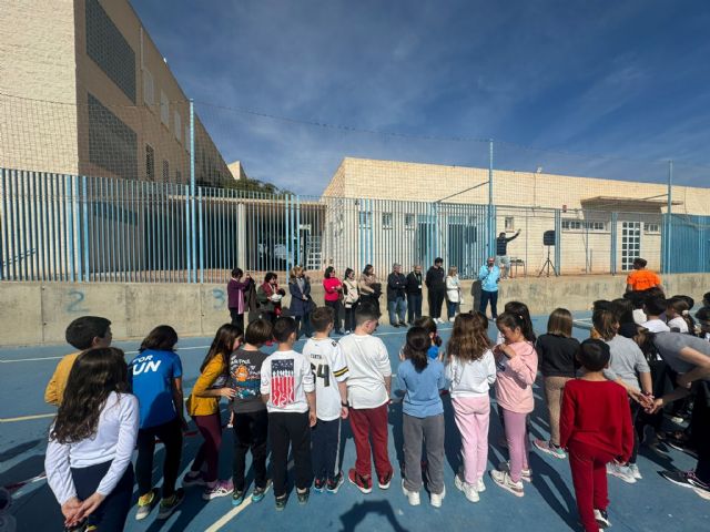 El CEIP Ciudad del Mar organiza una carrera solidaria contra el cáncer infantil - 1, Foto 1