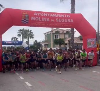 Domingo de fiesta popular y RCH en el Centro Educativo Los Olivos - 1, Foto 1