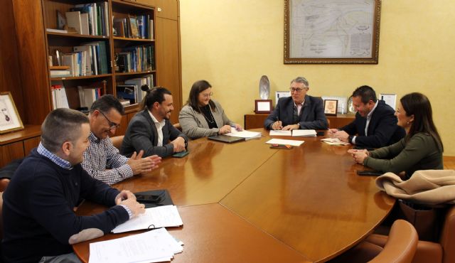 El presidente de la CHS se reúne con el alcalde de Mula y regantes de Fuente Librilla - 1, Foto 1