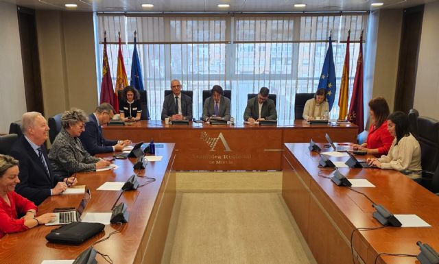 Las medidas puestas en marcha por el Gobierno regional mejoran el sistema educativo y el éxito del alumnado - 2, Foto 2