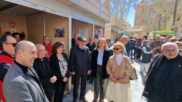 La UCAM inaugura la XXIV Muestra Internacional de Voluntariado, con más de 100 asociaciones - 2, Foto 2