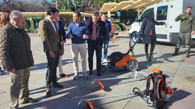 El Ayuntamiento adquiere un camión, maquinarias y herramientas forestales para los trabajos de renaturalización de los espacios naturales del proyecto Anillo Verde - 4, Foto 4