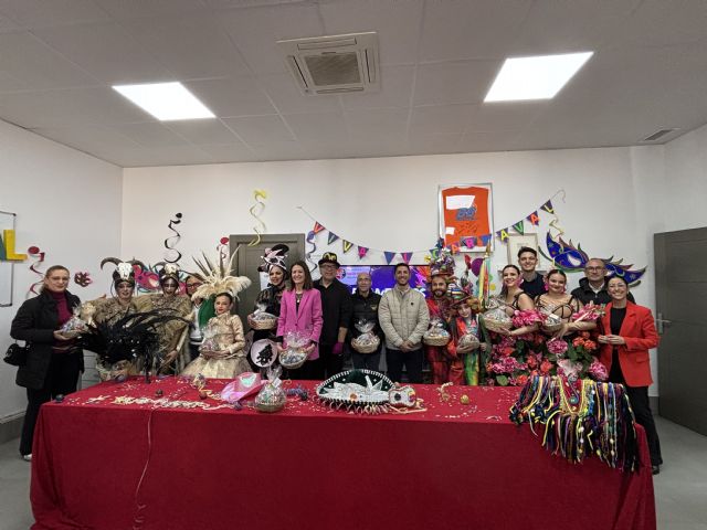 Los personajes del Carnaval visitan a los usuarios de Afemac - 1, Foto 1