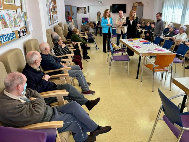 El Ayuntamiento de Murcia instala más de cien desfibriladores y trabaja en ampliar el programa de actuación - 3, Foto 3