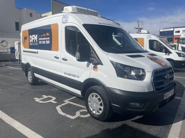 DFM Rent a Car, Carrocerías Jeanje y Ford Arcomovil se unen para incorporar las primeras Ford E-Transit frigoríficas en la Región de Murcia - 2, Foto 2