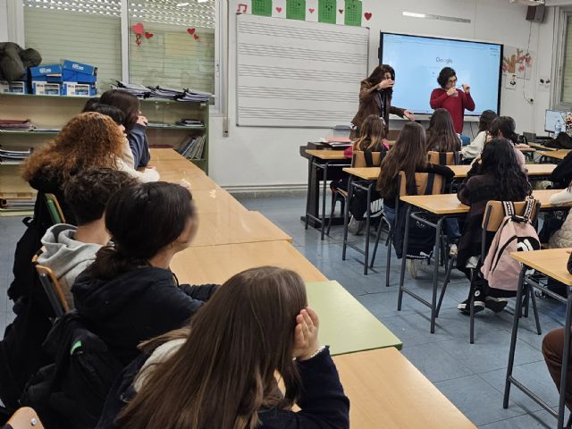 Charlas escolares para sensibilizar sobre los peligros del discurso de odio - 2, Foto 2