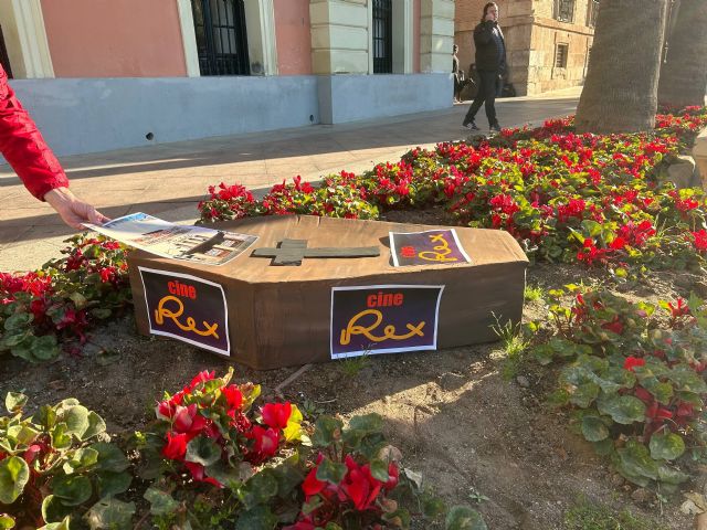 El Pleno del Ayuntamiento de Murcia consuma el cambio de uso del histórico Cine Rex pese al clamor ciudadano y la oposición social - 4, Foto 4