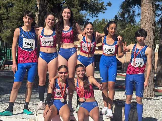 El club Atletismo Las Torres suma 12 medallas en el campeonato regional sub-16 - 4, Foto 4