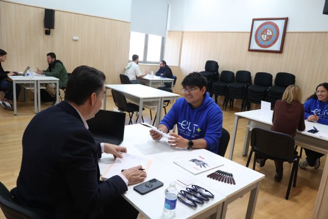 Las empresas pugnan por el talento en el Foro de Empleo UPCT: dos candidatos por puesto - 2, Foto 2