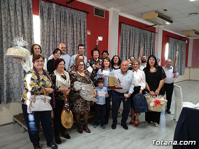 La Hermandad de Jesús Flagelado y Descendimiento de la Cruz organizó su tradicional comida-fiesta, Foto 1