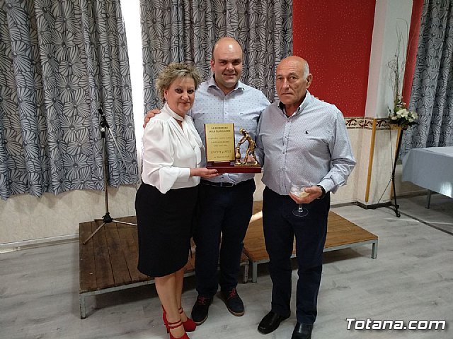 La Hermandad de Jesús Flagelado y Descendimiento de la Cruz organizó su tradicional comida-fiesta, Foto 2