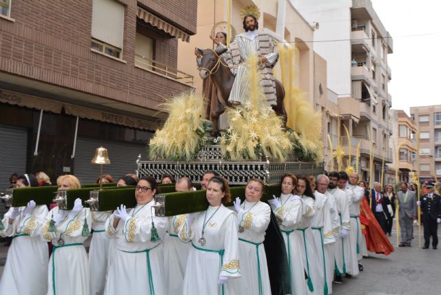 La procesión de las Palmas recorre las calles de Águilas en la jornada del Domingo de Ramos - 1, Foto 1