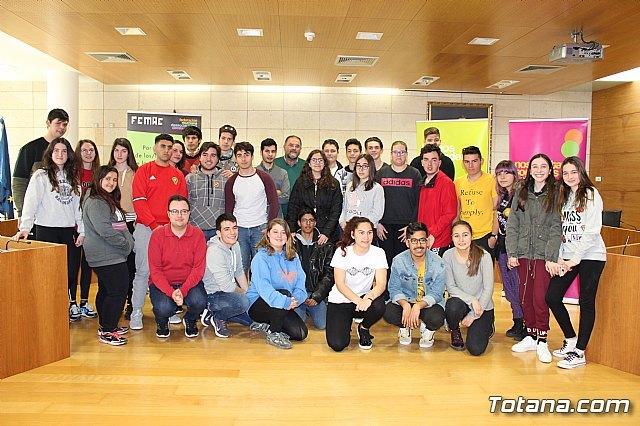 Más de medio centenar de jóvenes comienzan el Encuentro “SuperEstudiantes´2018” con una recepción institucional en el Ayuntamiento - 1, Foto 1