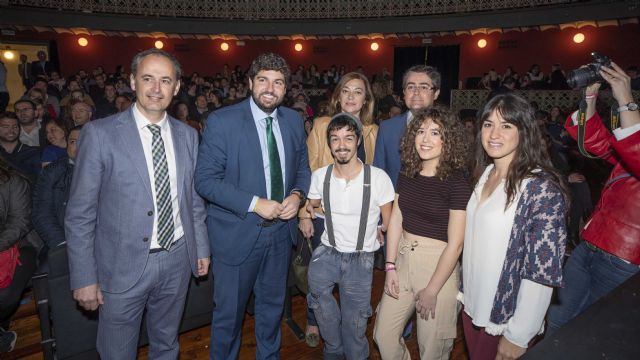 El presidente Fernando López Miras partic ipa en la I Jornada ´Lánzate´ para la activación  de empleo - 1, Foto 1