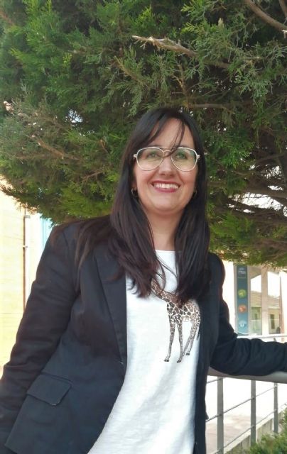 María José Bedia Navarro, Secretaria General del Partido Popular de Totana, en la candidatura del Congreso de los Diputados