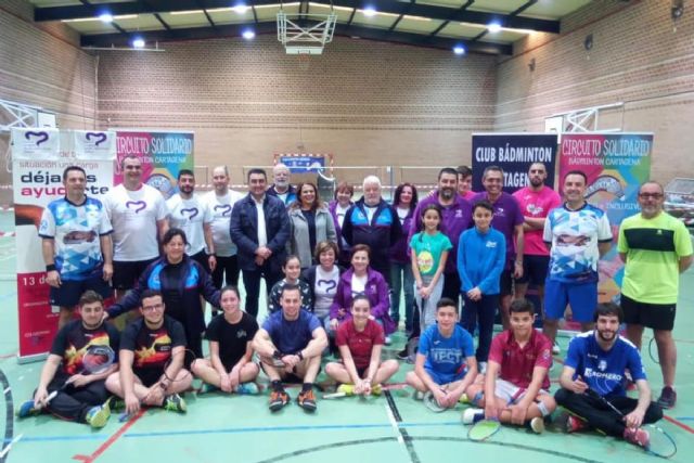 El Club Bádmiton Cartagena se solidariza con los enfermos de Crohn y Colitis Ulcerosa - 1, Foto 1