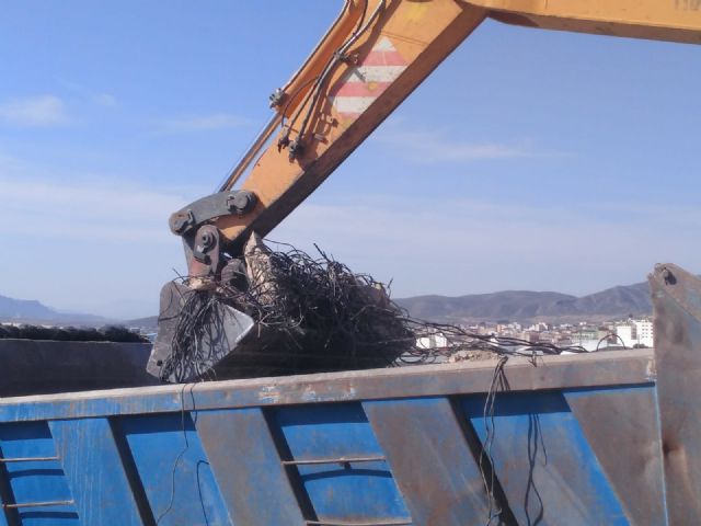 Comienzan los trabajos de limpieza de 15 vertederos ilegales en el término municipal - 1, Foto 1