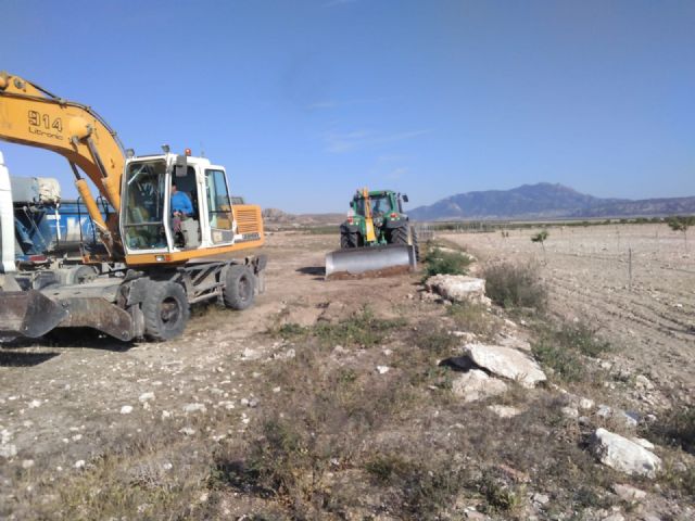 Comienzan los trabajos de limpieza de 15 vertederos ilegales en el término municipal - 3, Foto 3