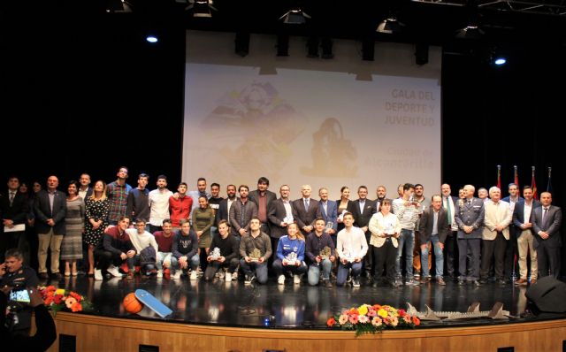 Entregados los Premios del Deporte y la Juventud de Alcantarilla. El marchador Pedro Conesa y jugadora de fútbol sala Teresa Montesinos, deportistas más destacados - 5, Foto 5
