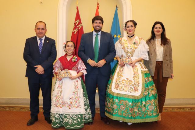 Fernando López Miras recibe a la Reina de la Huerta 2019 y a la Reina de la Huerta Infantil - 1, Foto 1