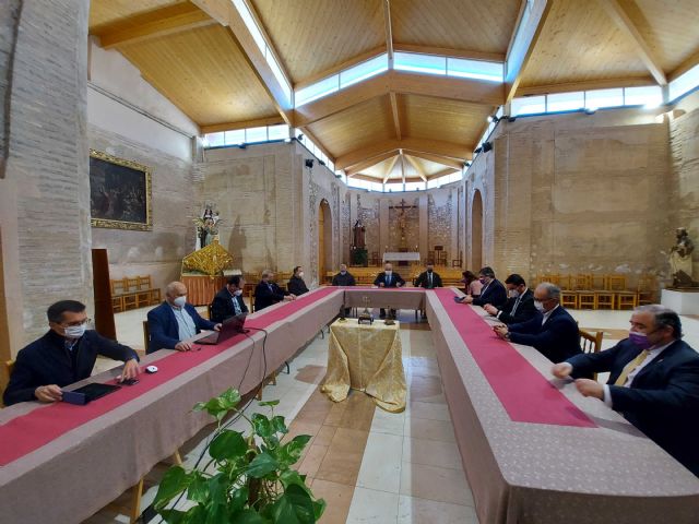 La sesión constitutiva del patronato de la Fundación del Conde de Santa Ana de las Torres marca el objetivo de crear un centro cultural de espiritualidad en la reformada Casa de San Juan de la Cruz - 1, Foto 1