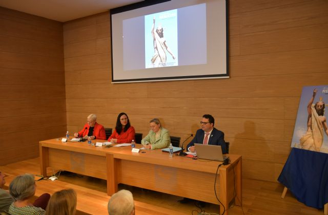 Ochenta páginas forman la 28ª edición de la revista ‘Al tercer día… Resucitó’ de N. P. Jesús Resucitado - 3, Foto 3