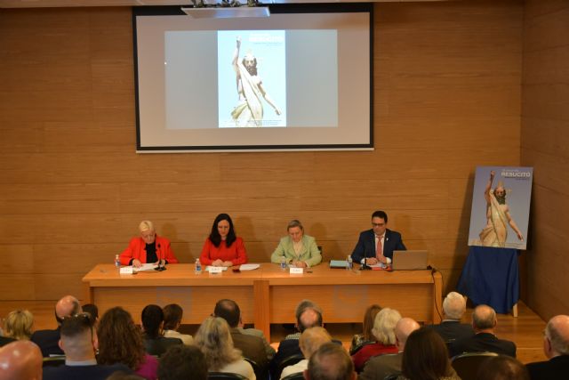 Ochenta páginas forman la 28ª edición de la revista ‘Al tercer día… Resucitó’ de N. P. Jesús Resucitado - 5, Foto 5