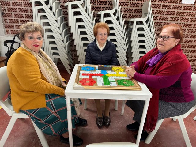 Las asociaciones de mayores del municipio disfrutan un año más de la xiii jornada lúdico deportiva - 1, Foto 1