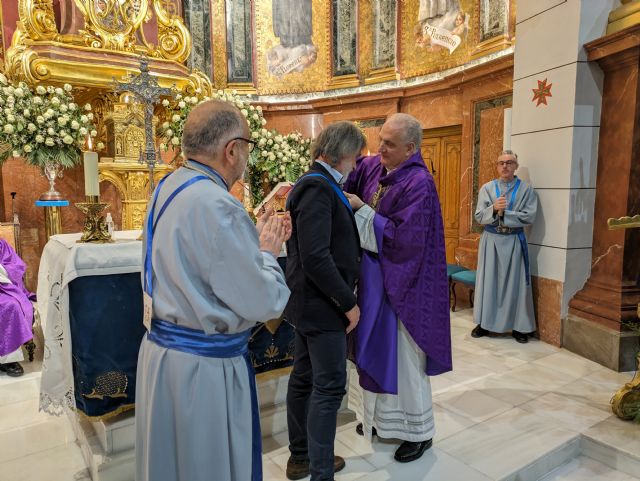 El pintor Pedro Diego Pérez Casanova, Sexta Vara 2024 de la Agrupación de Portapasos de la Stma. Virgen de la Piedad - 1, Foto 1