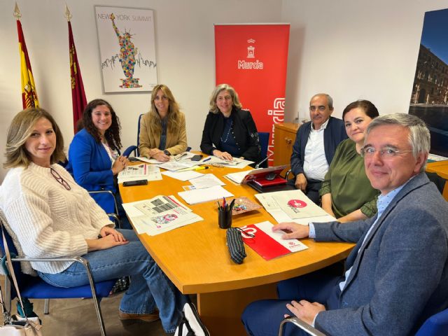 El Ayuntamiento de Murcia colabora con Cáritas para fomentar la inserción laboral en la tienda ´Moda-Re´ - 1, Foto 1