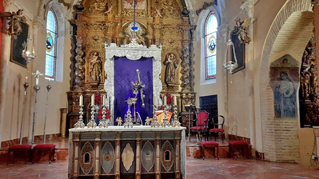 Alcalá del Río rinde homenaje a su Nazareno con un solemne besamanos - 1, Foto 1