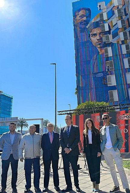ElPozo ExtraTiernos rinde homenaje al negocio tradicional y al relevo generacional con un gran mural urbano, Foto 1