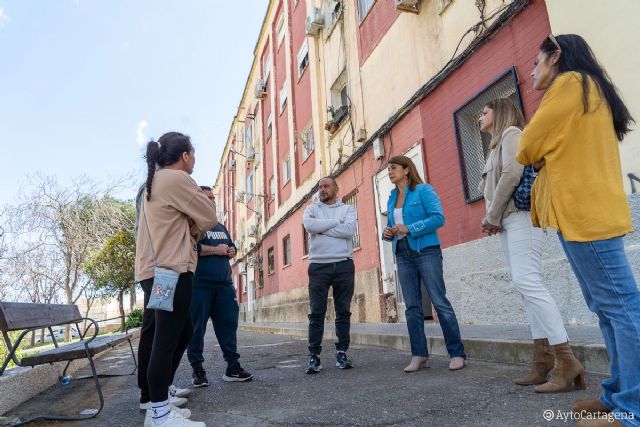 Medio centenar de familias de Villalba renovarán sus casas con el programa municipal de rehabilitación de viviendas - 1, Foto 1