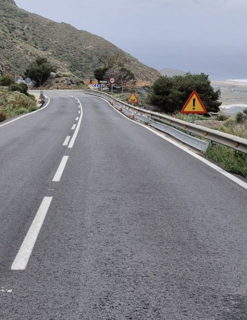 La Comunidad inicia mañana los trabajos de reparación de los desperfectos de la carretera del Cedacero ocasionados por las últimas lluvias - 1, Foto 1