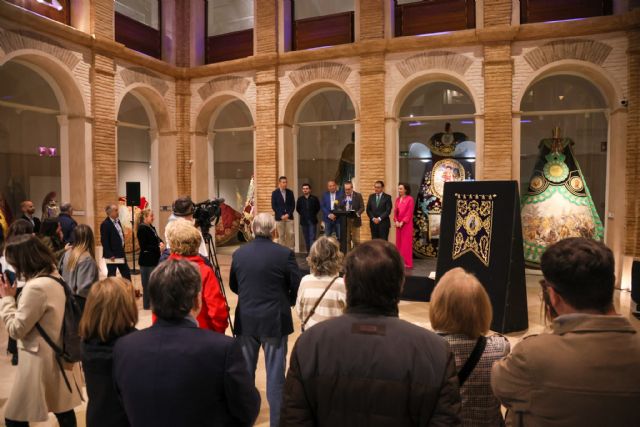 El Paso Azul entrega a la Cofradía del Cristo de la Expiración de Huéscar su nuevo estandarte bordado con la imagen de Nuestro Padre Jesús Nazareno - 5, Foto 5