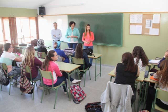 Alumnos del IES Rambla de Nogalte participan en el proyecto Empresa Joven Europea (EJE) que fomenta el espíritu emprendedor de los jóvenes - 2, Foto 2