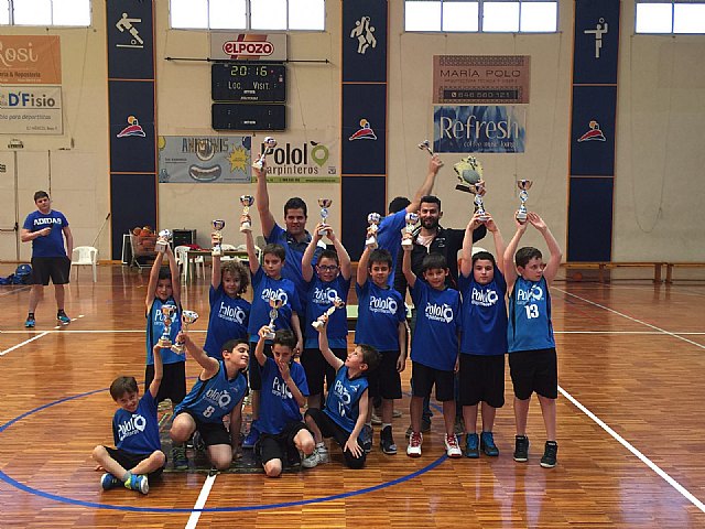 El C.B Alhama Pololo Carpinteros benjamn mixto de baloncesto, Campeones de Liga 2016, Foto 5