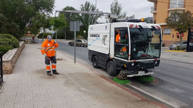 El Ayuntamiento establece un dispositivo especial de limpieza para las fiestas, con 40 operarios y refuerzo de maquinaria - 2, Foto 2