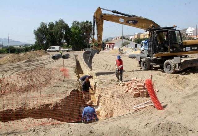 El Ayuntamiento inicia las obras de mejora de la red de saneamiento en el Camino Tío Félix de Puerto Lumbreras - 2, Foto 2