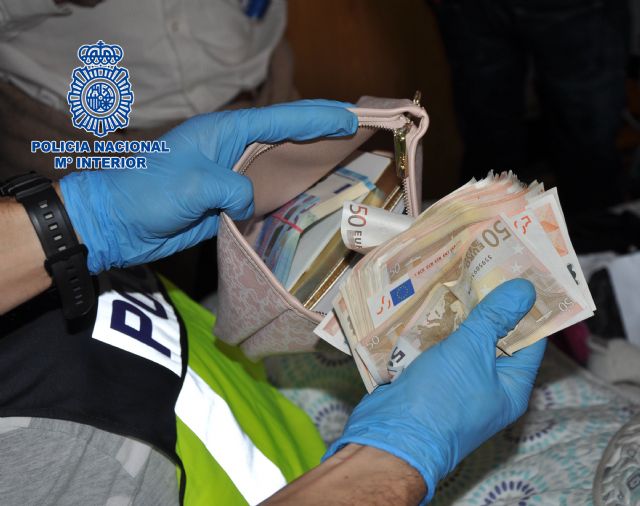 Desmantelada banda criminal especializada en el tráfico de drogas y en posesión de  armas de fuego y guerra - 4, Foto 4