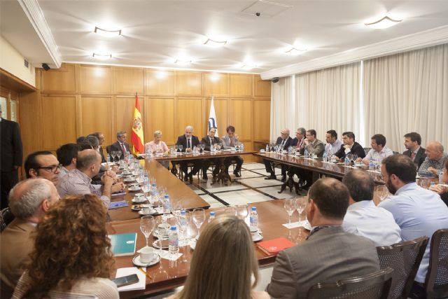 El presidente de Navantia visita el astillero de Cartagena y se reúne con directivos y representantes de los trabajadores - 1, Foto 1