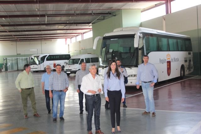 El Parque Móvil Regional acredita su compromiso con el medioambiente y la gestión de calidad - 1, Foto 1