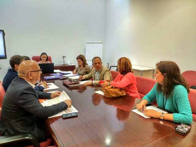 Mas de medio centenar de empresas optan a la urbanizacion de una nueva zona peatonal en el extremo este del Monte Sacro - 1, Foto 1