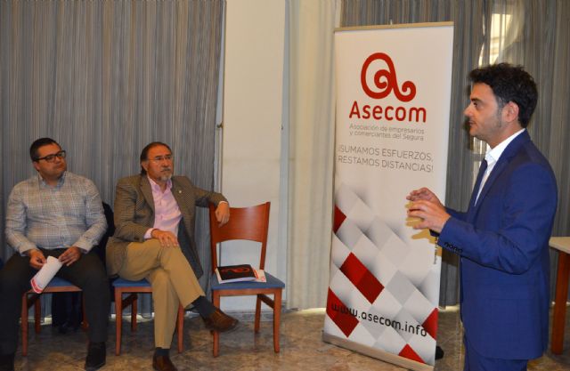 Los Desayunos de ASECOM muestran los entresijos del proyecto de patatas Pijo - 1, Foto 1