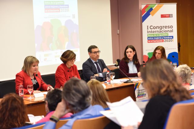 El congreso de Igualdad de Género de la Universidad de Murcia analiza la desigualdad en el ámbito laboral - 2, Foto 2