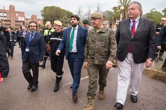 López Miras: La perfecta coordinación de todos los efectivos participantes en el simulacro nos confirma que estamos en buenas manos - 2, Foto 2
