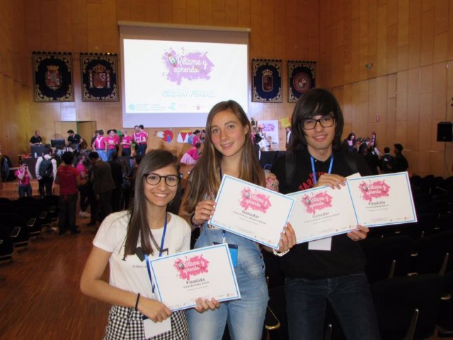 Students of IES Juan de la Cierva triumph in the Chemistry Olympiad and in the contest "Remate and I learn", Foto 2