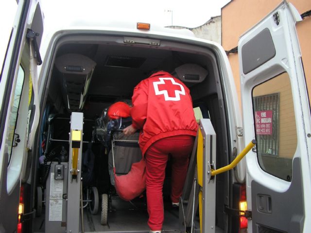 Cruz Roja organiza un dispositivo con 80 voluntarios para las Elecciones Generales del 28A - 2, Foto 2