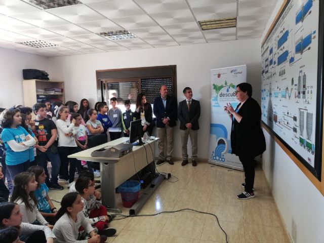 52 estudiantes de Alcantarilla visitan la depuradora de Las Torres de Cotillas para conocer el proceso de las aguas regeneradas - 1, Foto 1